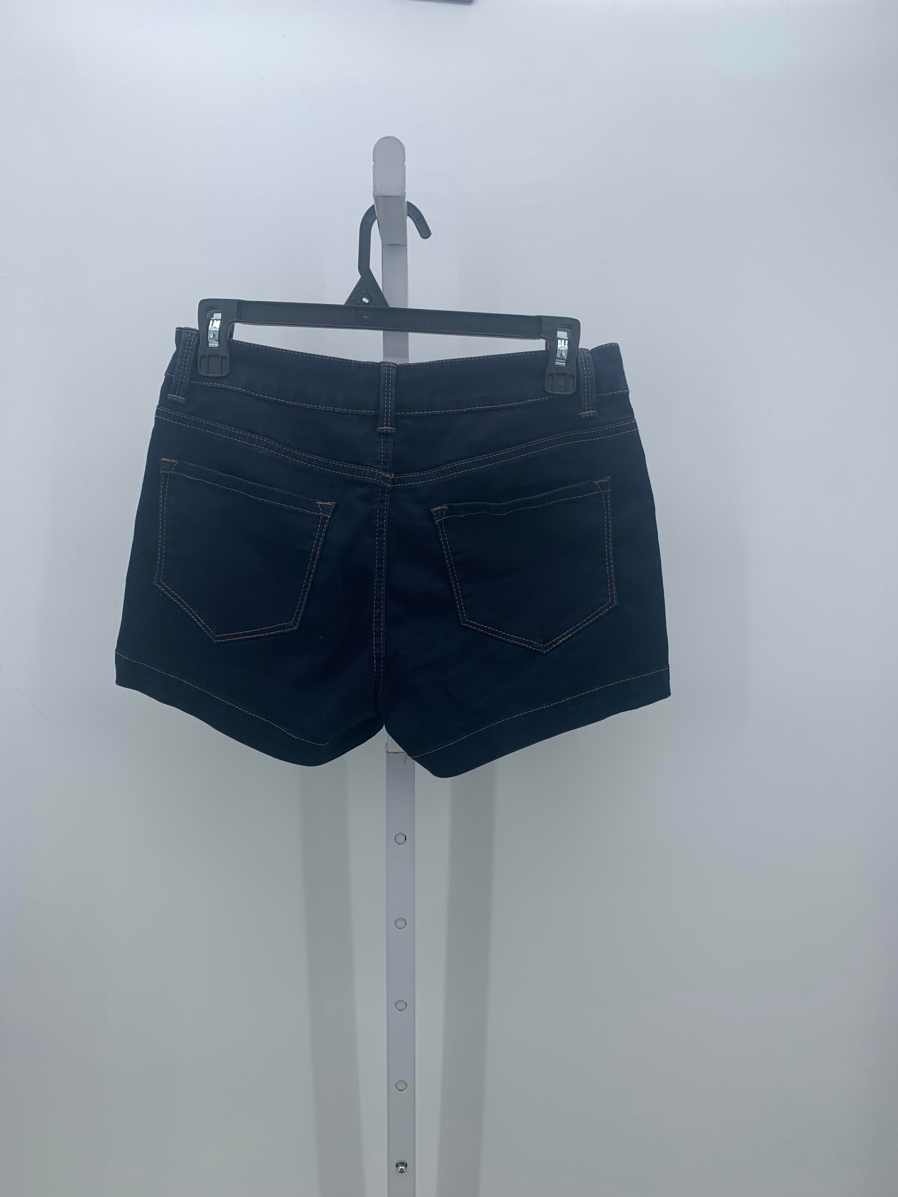 SO Size 7 Juniors Shorts
