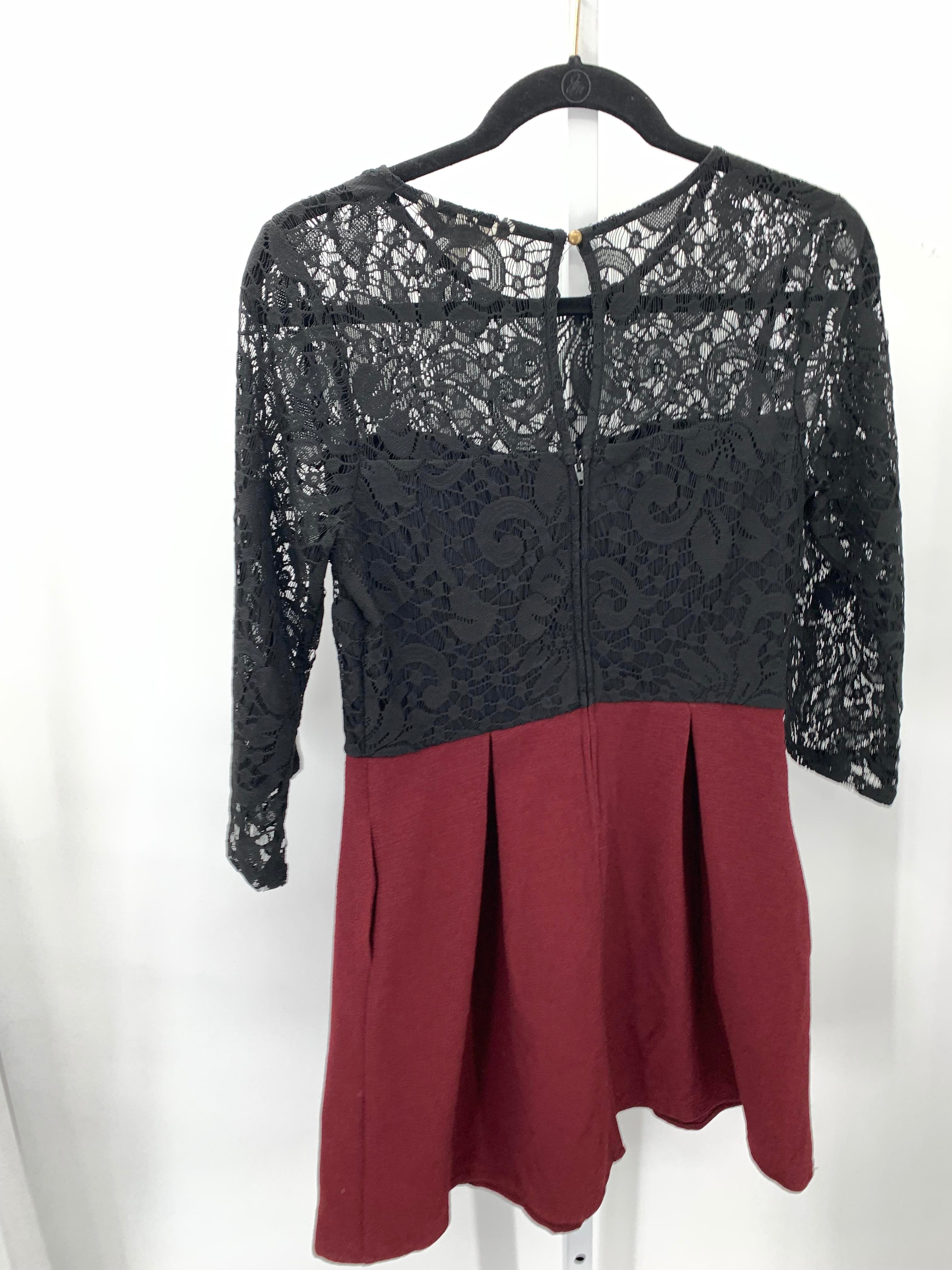 Speechless Size Medium Juniors Long Sleeve Dress