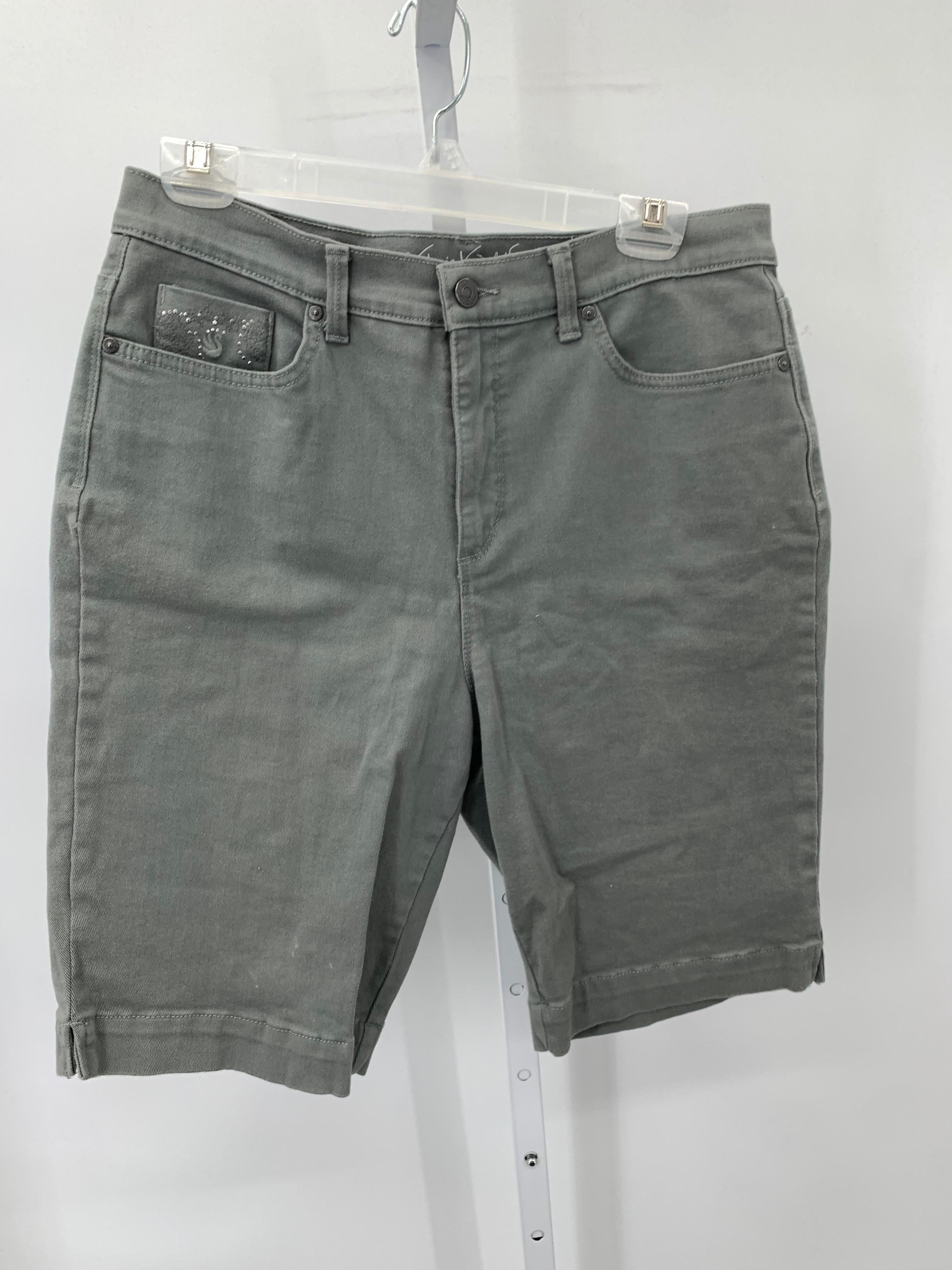 Gloria Vanderbilt Size 12 Misses Shorts
