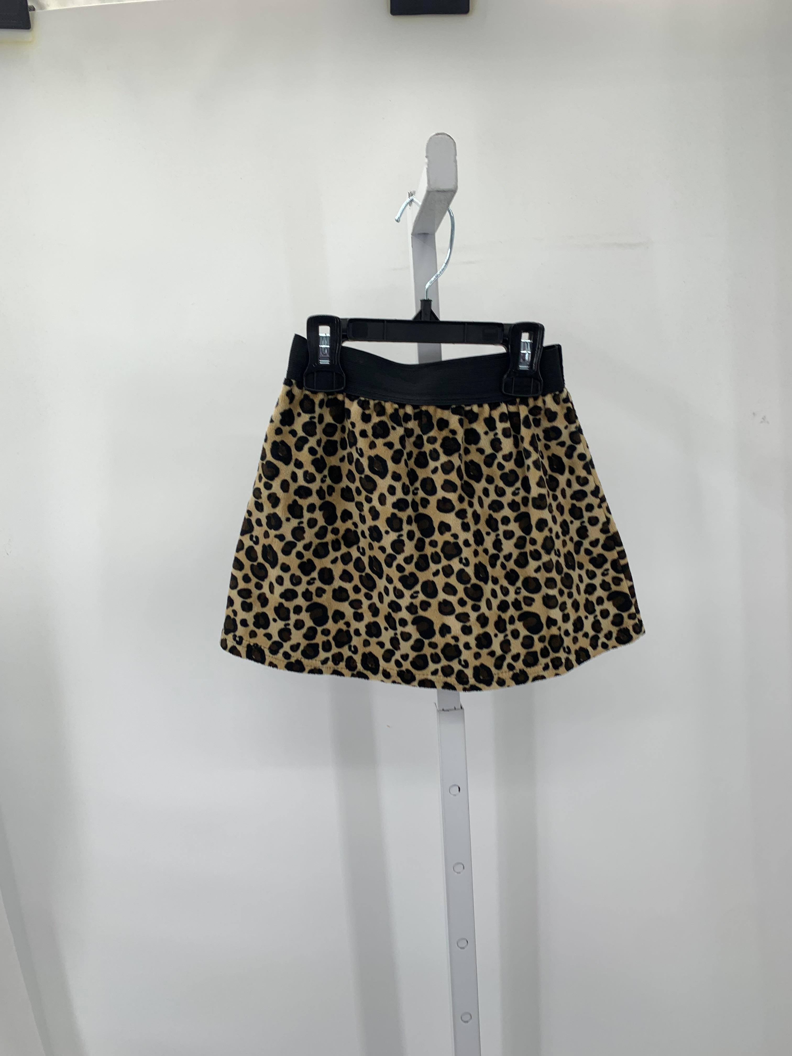 Young Hearts Size 6 Girls Skirt