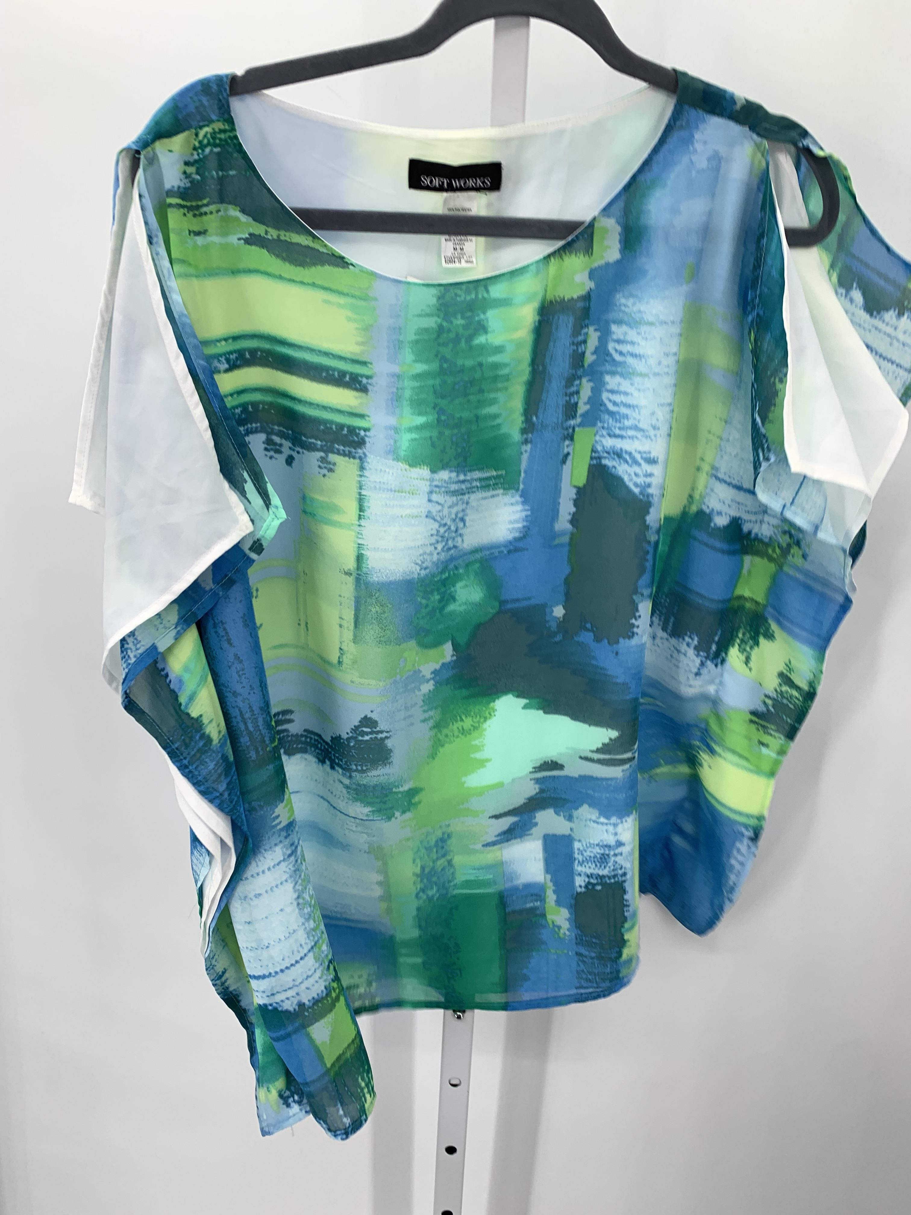 Size Medium Misses Sleeveless Shirt