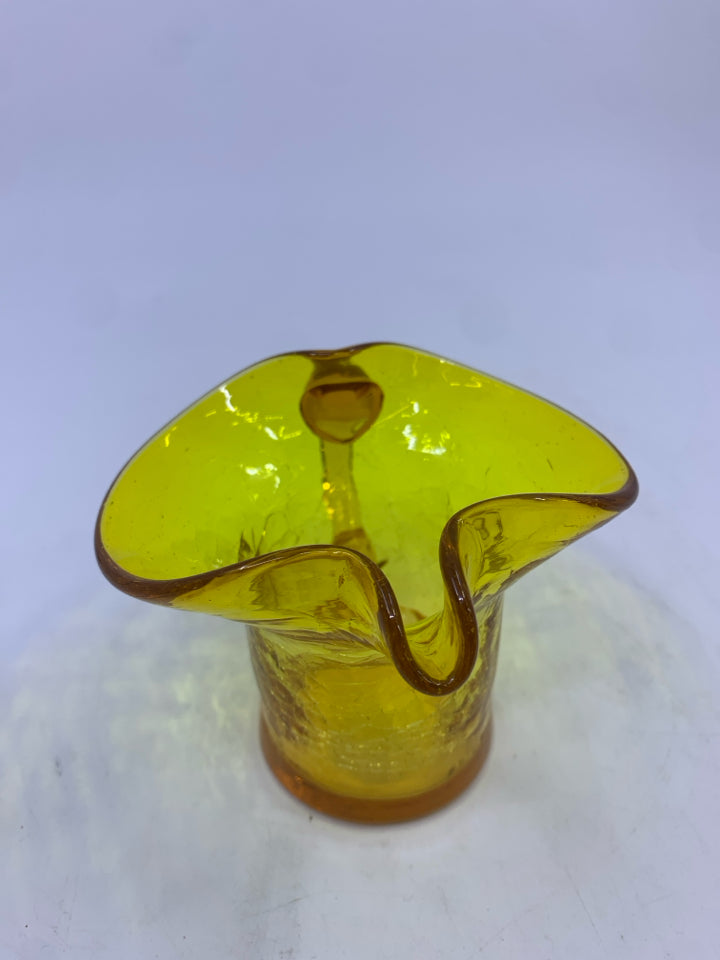 RUFFLE EDGE YELLOW CRACKLE VASE.