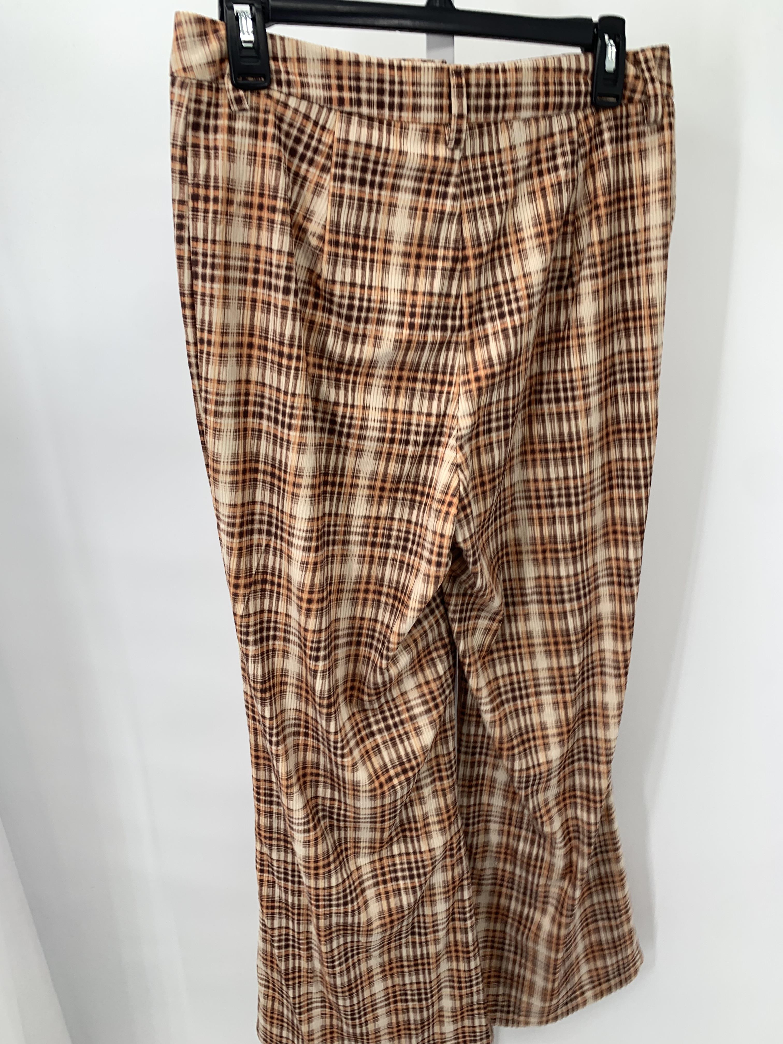 Size Medium Juniors Corduroy