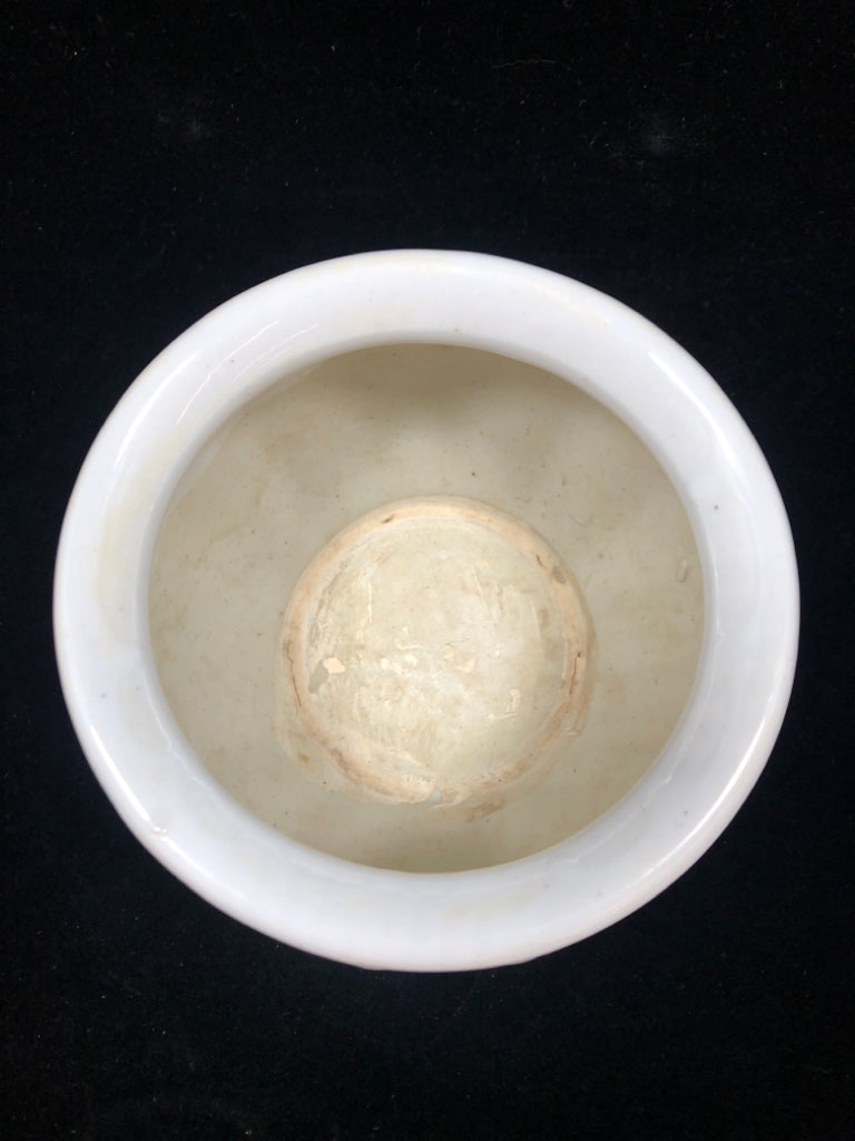 WHITE PORCELAIN PLANTER W/BLUE LEAVES/BUTTERFLIES.