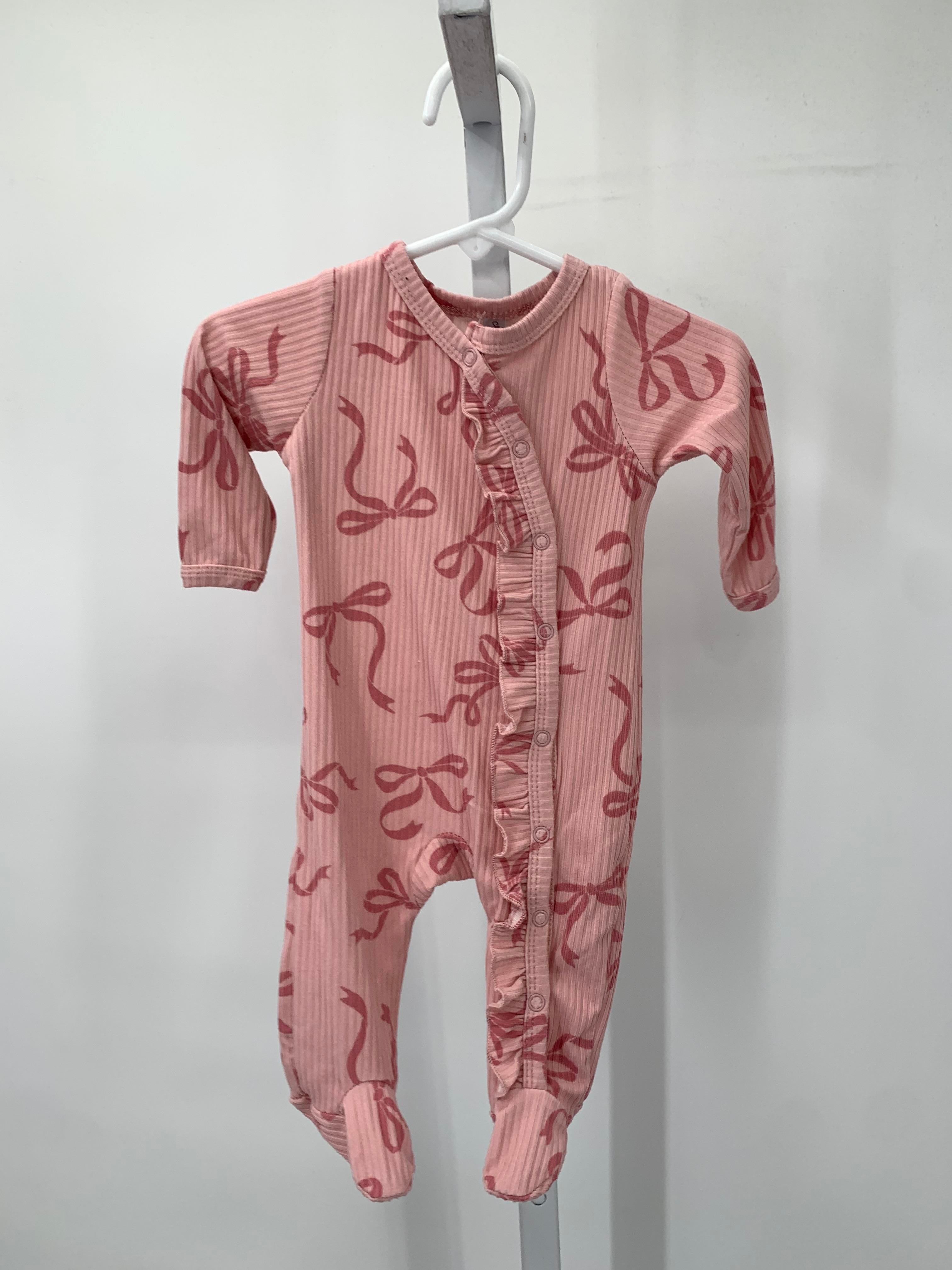 Size 0-3 months Girls Long Slv. Romper