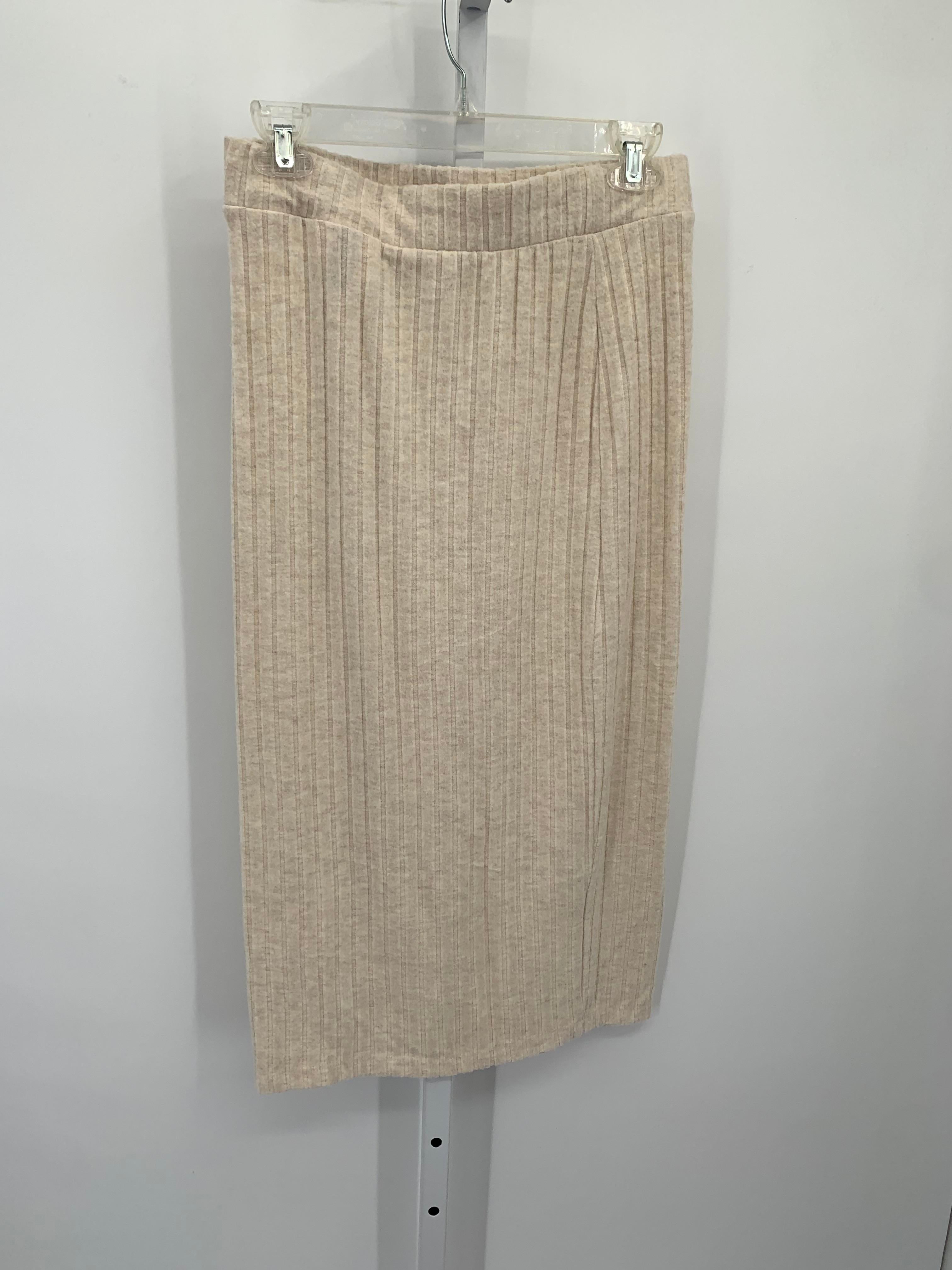 Universal Thread Size Medium Misses Skirt