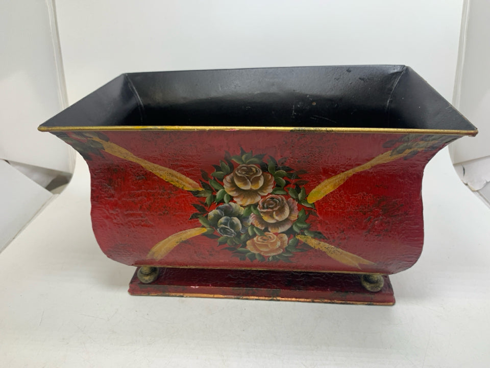 LIGHTWEIGHT PAINTED FLOWERS METAL PLANTER.
