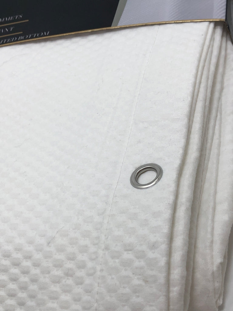 NIP RACHEL ZOE FABRIC LINER CURTAIN.
