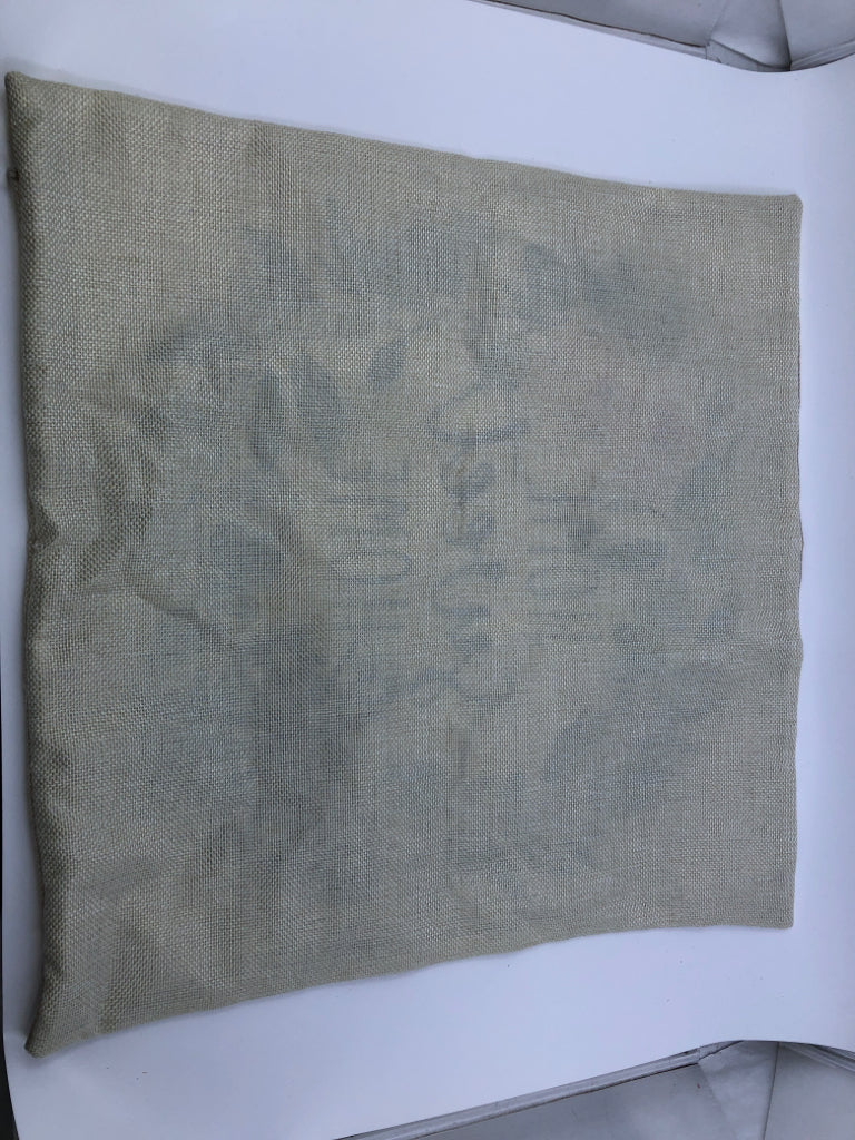 HOME SWEET HOME WREATH PILLOW COVER.