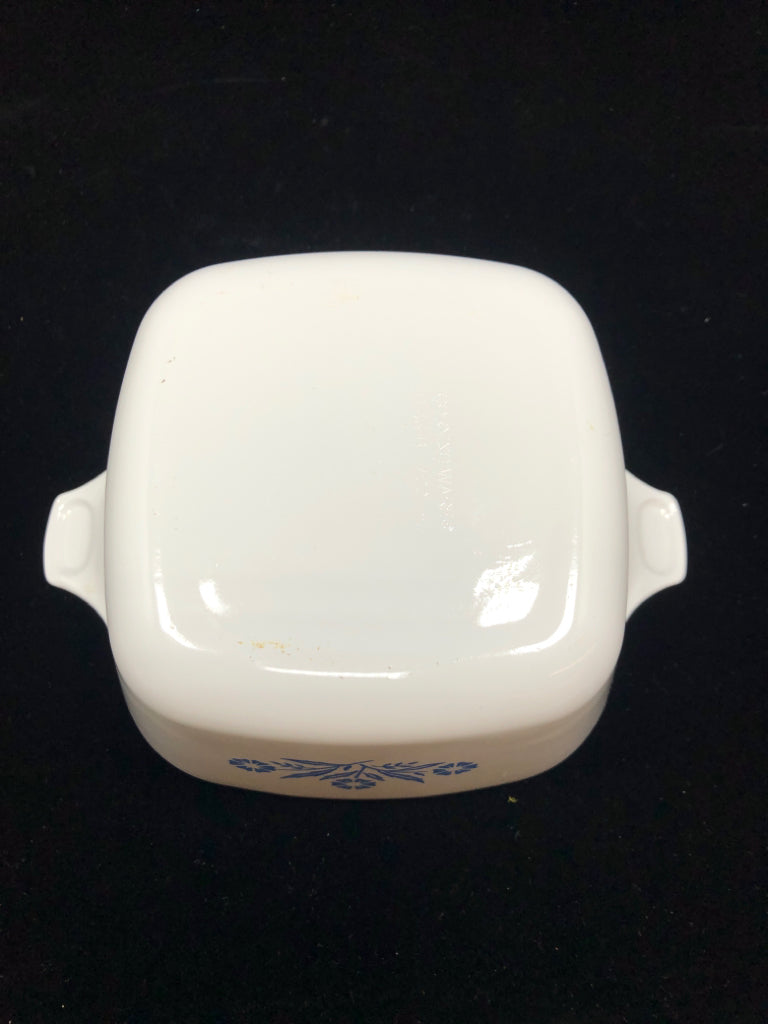 PETITE VTG CASSEROLE DISH.