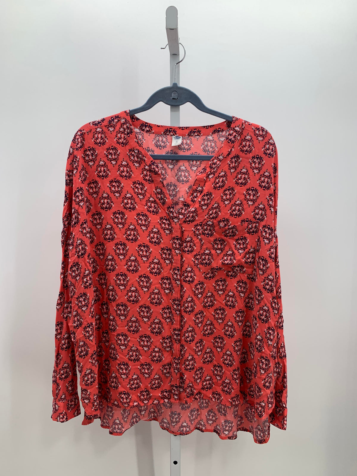 Old Navy Size Extra Large Misses Long Sleeve Shirt