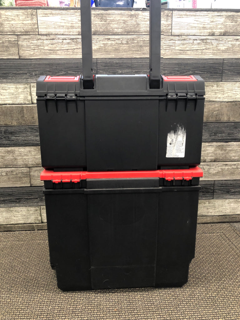 RED AND BLACK CRAFTSMAN TOOL BOX.