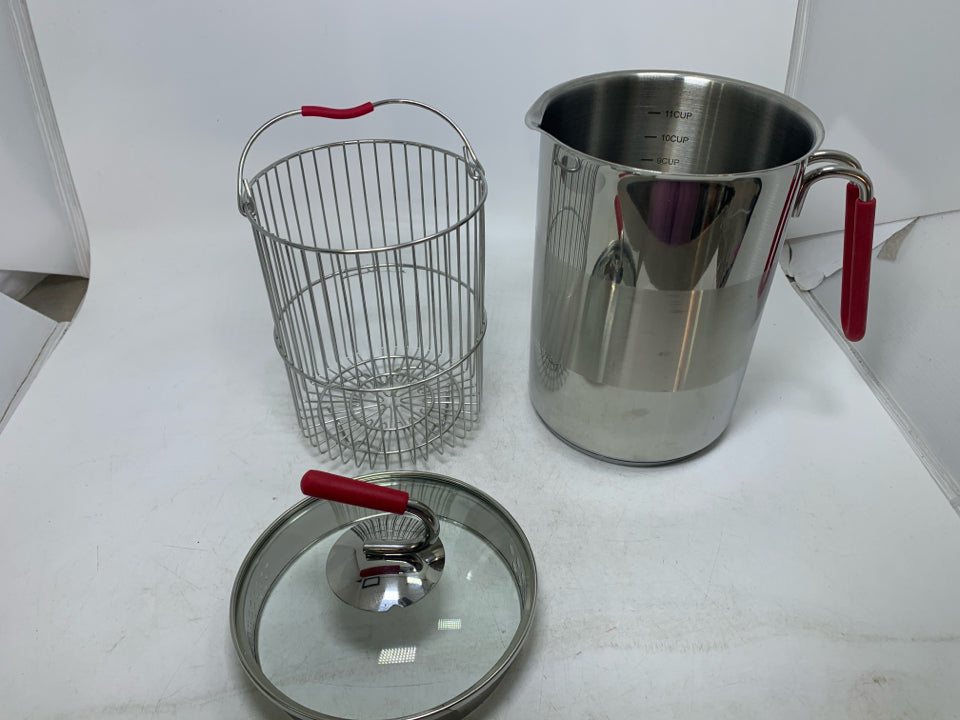 ASPARAGUS STEAMER POT BASKET & LID.