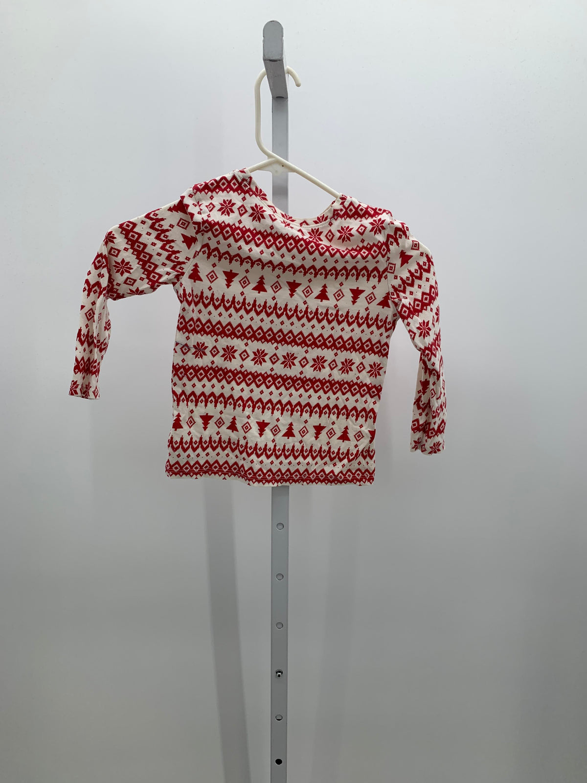 LONG SLV SHIRT RED TREES AND SNOW FLAKES