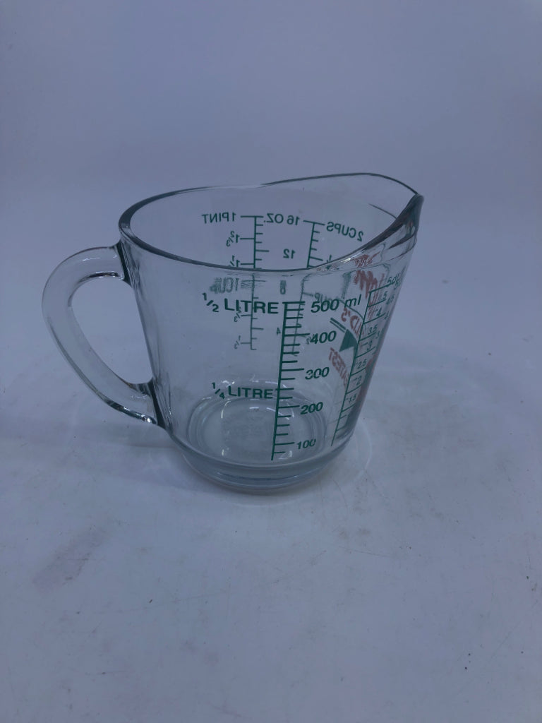 WORLDS GREATEST MOM MEASURING CUP 2CUP.