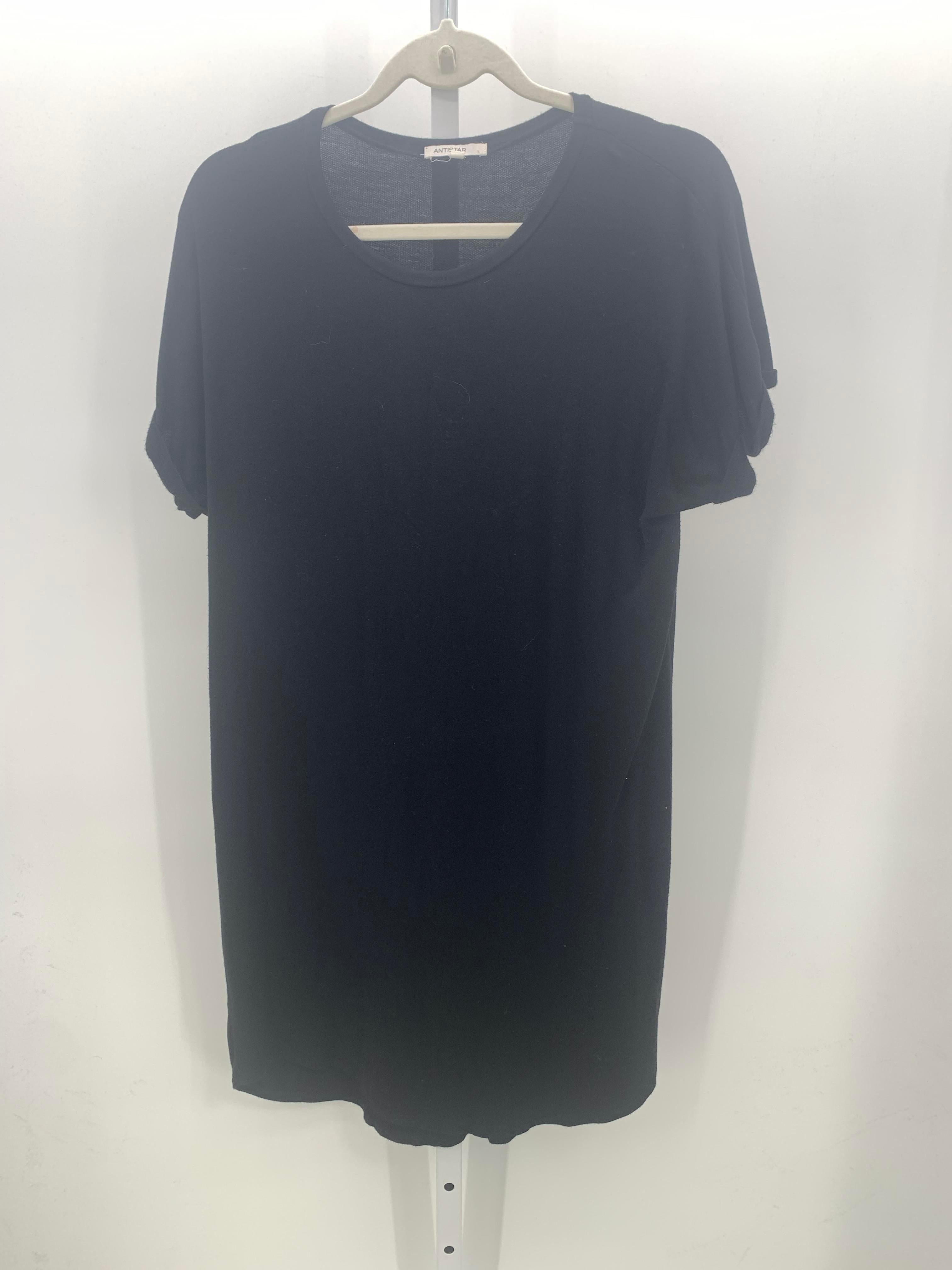 Size Large Misses Short Sleeve Dress