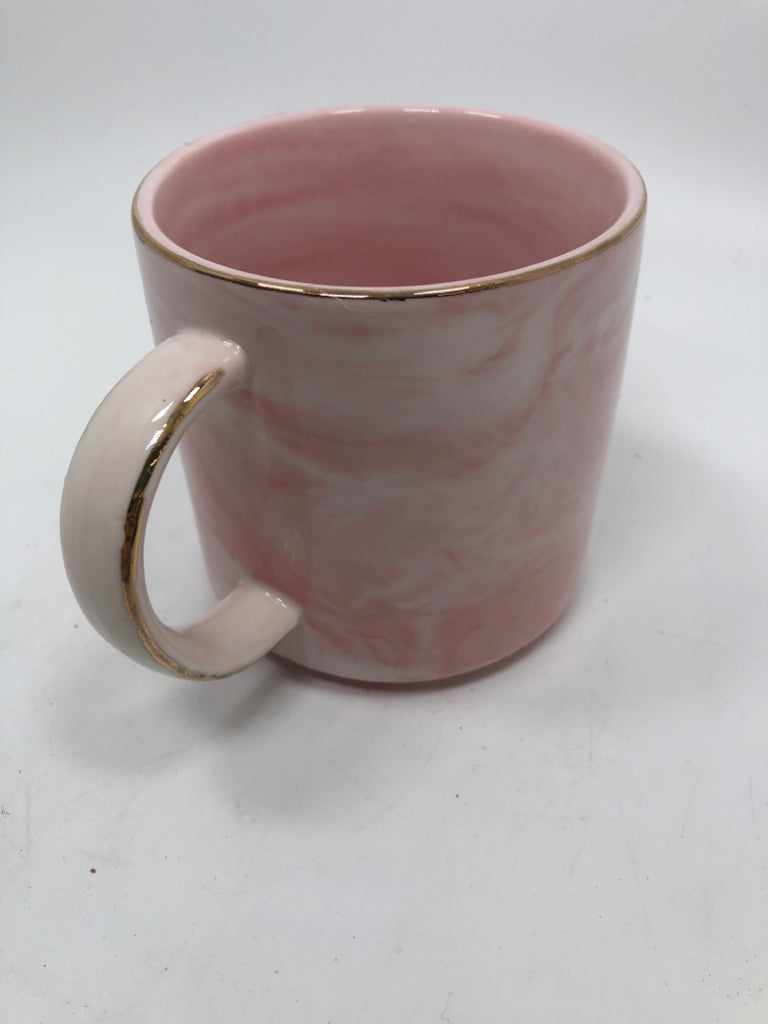 PINK SWIRL "MRS" MUG.