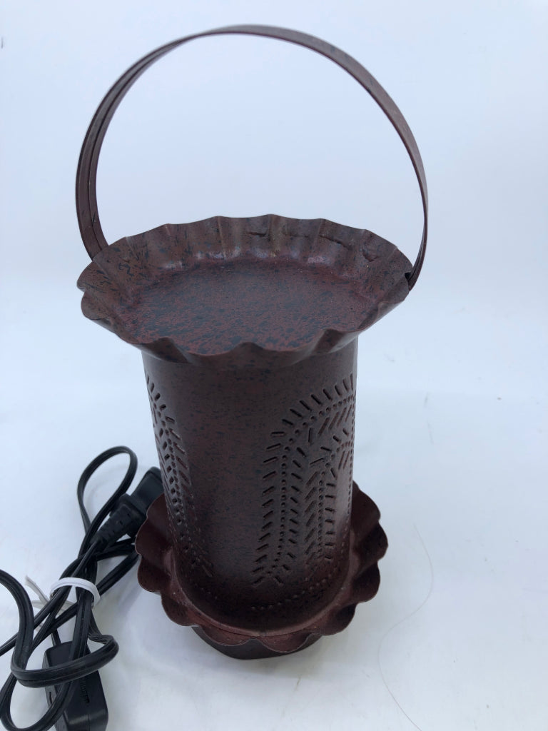 2PC RED PRIMITIVE TART WARMER LAMP.