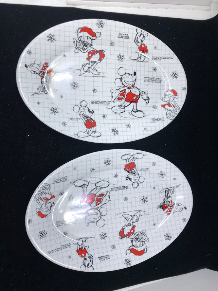 2 OVAL CHRISTMAS MICKEY AND MINNIE SKETCH ART PLATTERS.