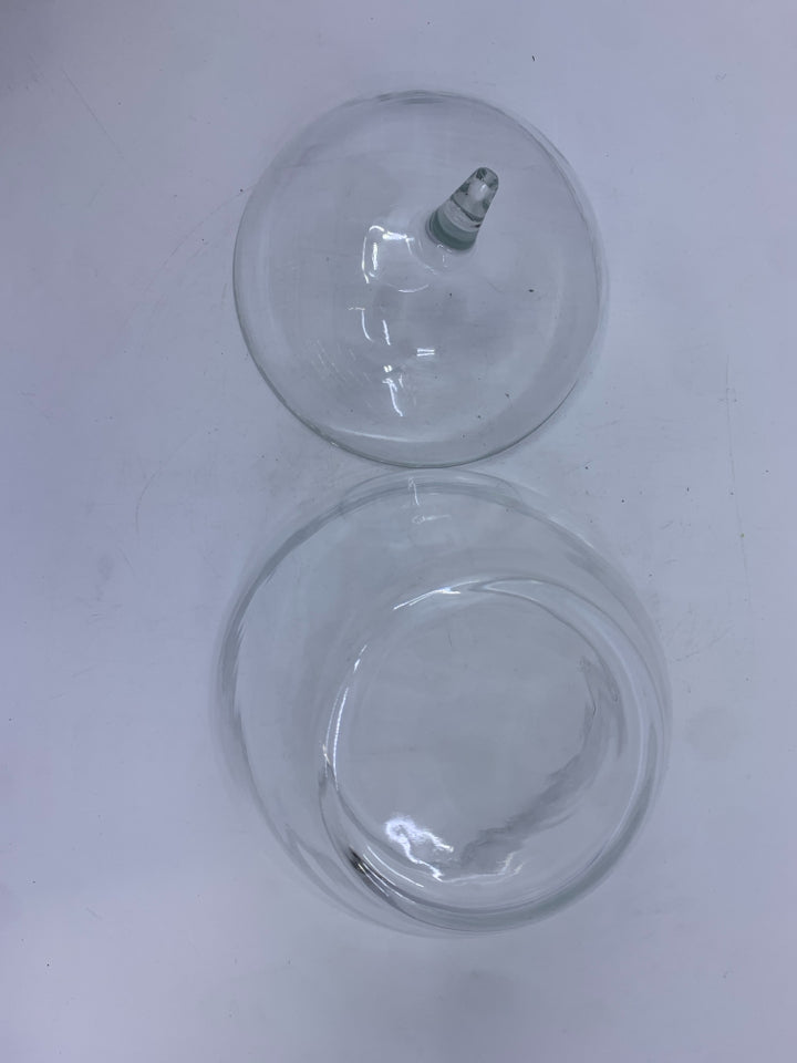GLASS APPLE SHAPED CANISTER/ COOKIE JAR.