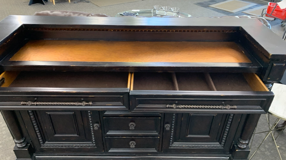 TOMMY BAHAMA KINGSTOWN BUFFET W/COPPER TOP.