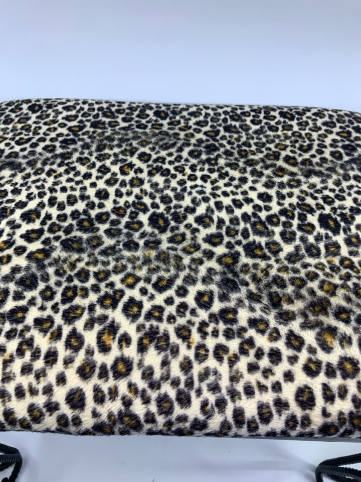 IRON FOOTSTOOL W/LEOPARD PRINT.