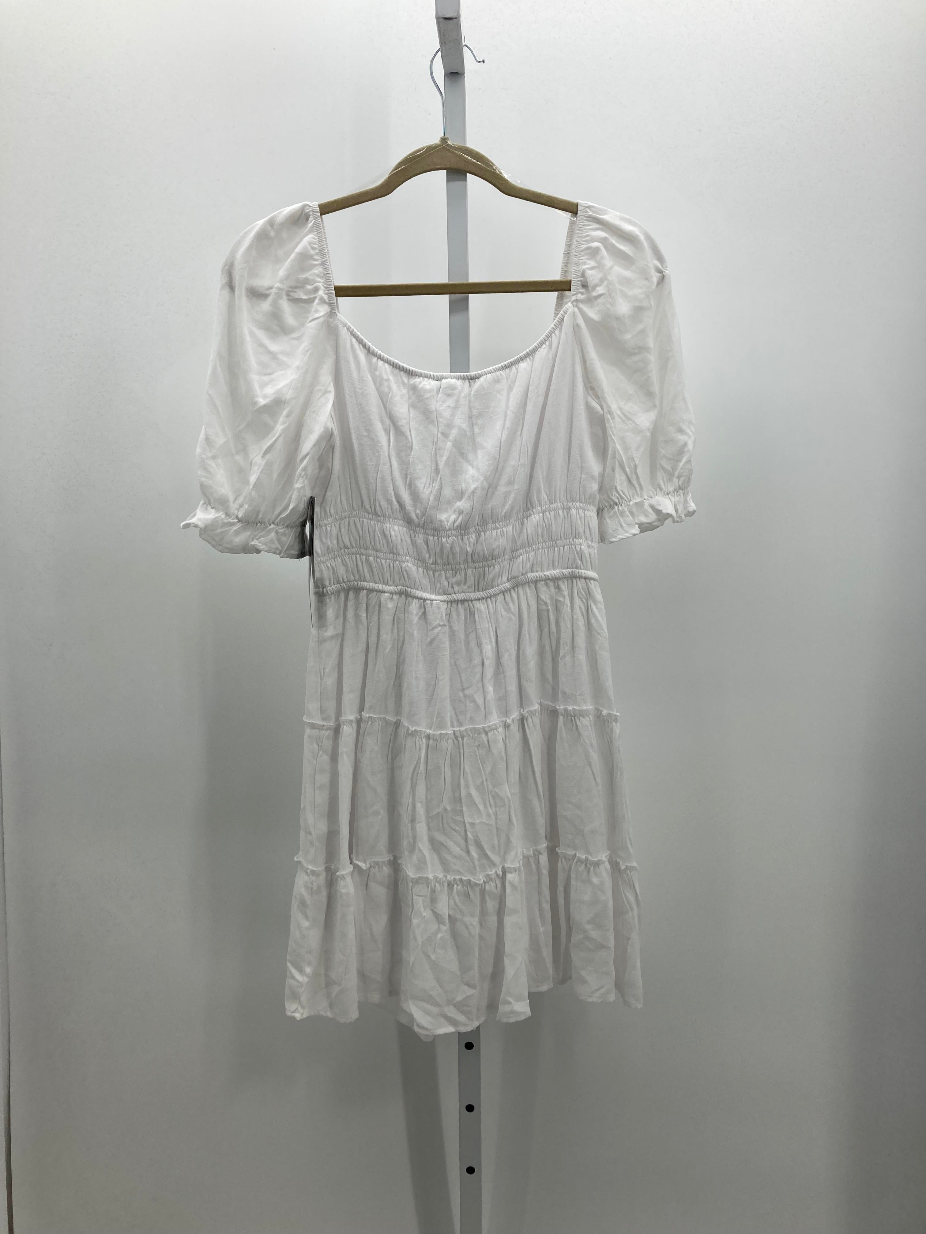 Trixxi Size Large Juniors Short Sleeve Dress