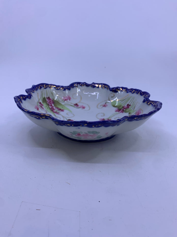 VTG PINK FLORAL W BLUE ACCENTS BOWL.