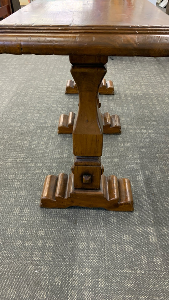 RUSTIC-STYLE HEAVY WOODEN CONSOLE TABLE W/BLOCK FEET.
