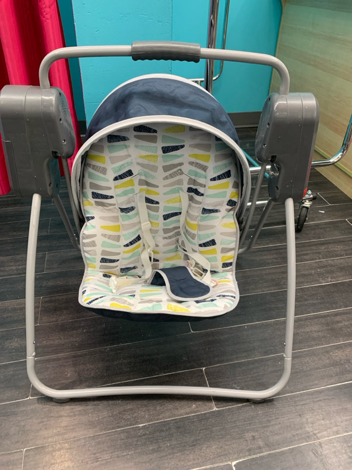 Fisher-Price On-the-Go Swing –  baby seat with canopy that easily folds for trav