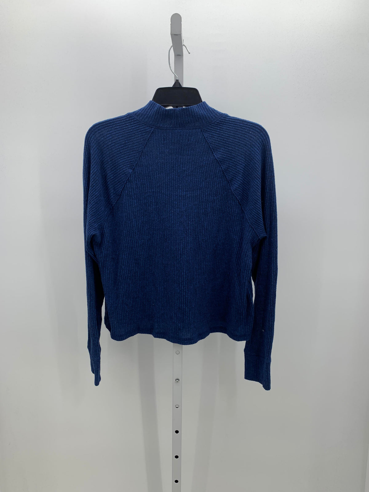 Abercrombie Size Small Juniors Long Sleeve Shirt