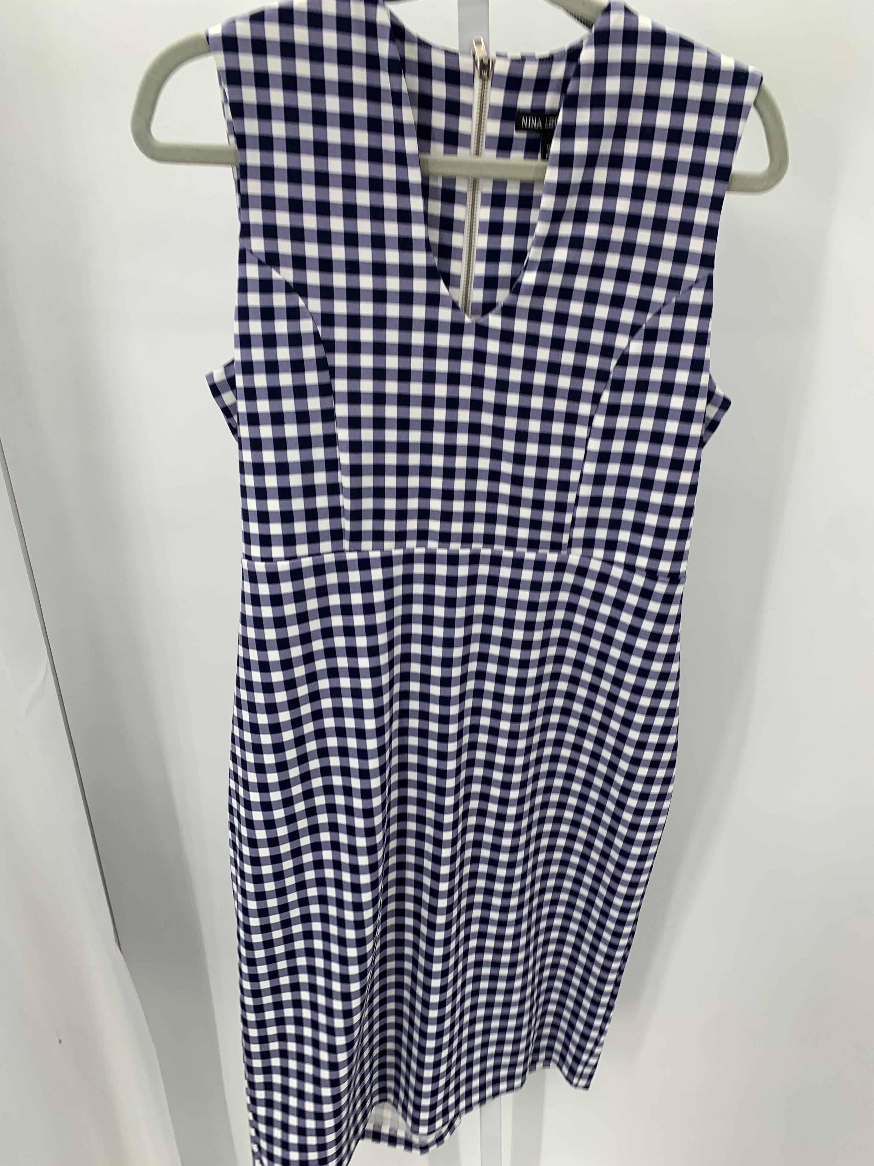 Size Large Misses Sleeveless Dress
