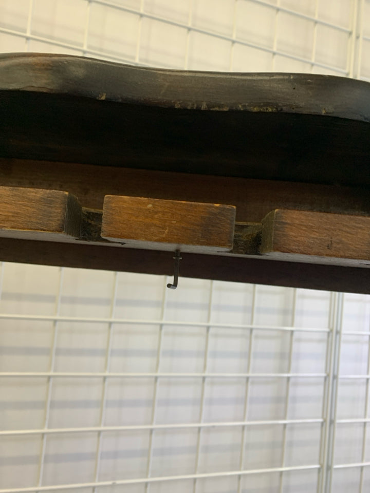 VTG WOOD WINE RACK W/6 BOTTLE HANGING SPOTS.