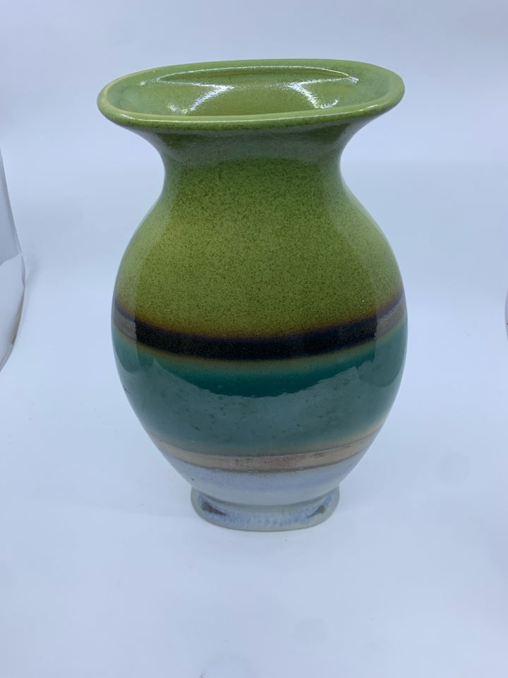 GREEN W TEAL STRIPE WIDE VASE.