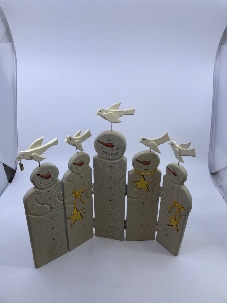 FOLDABLE SNOWMAN DECOR.