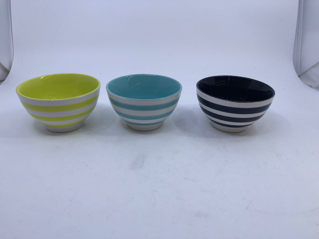 3 STRIPED COLORFUL SMALL BOWLS.