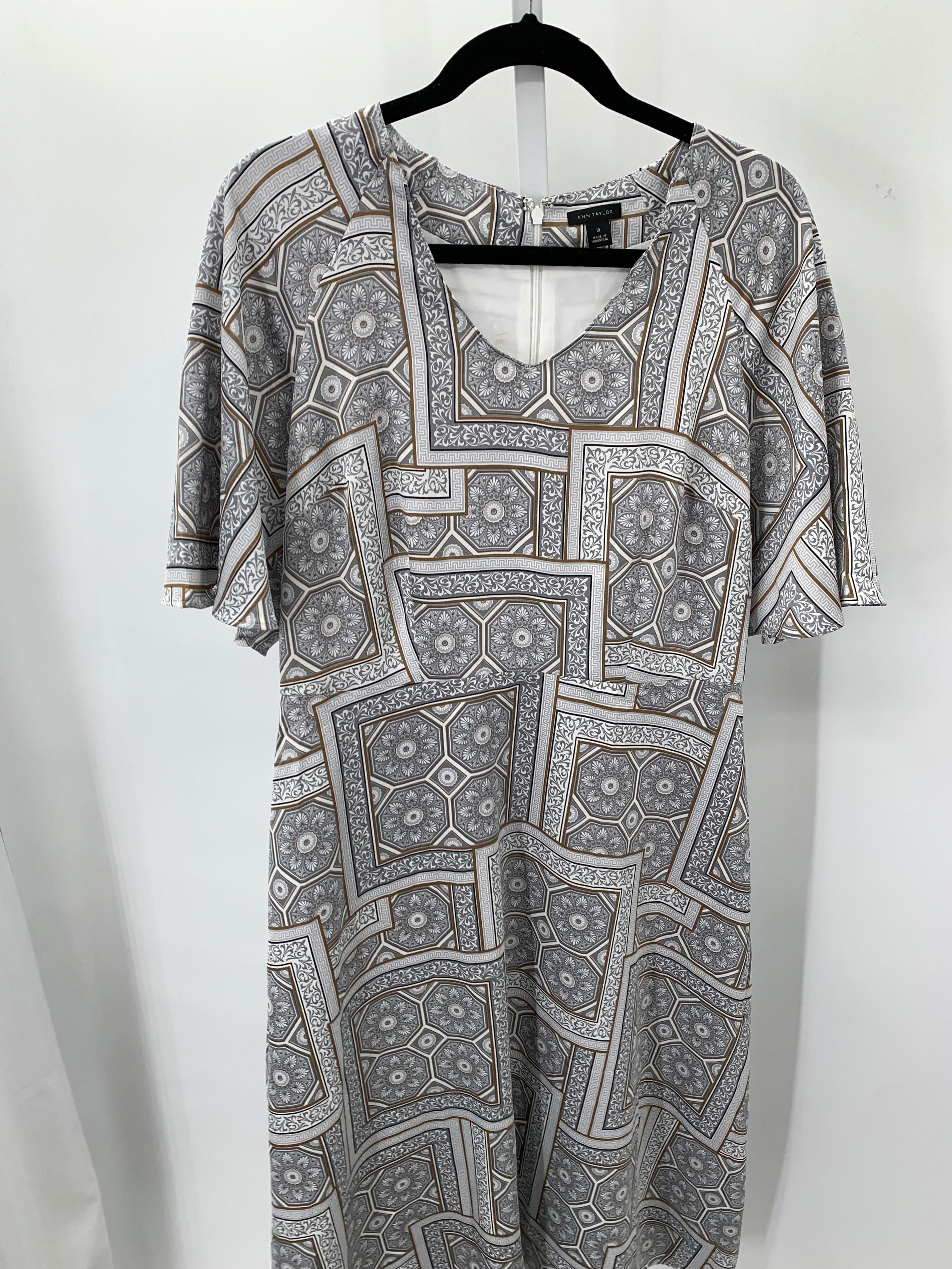 Ann Taylor Size 10 Misses Short Sleeve Dress
