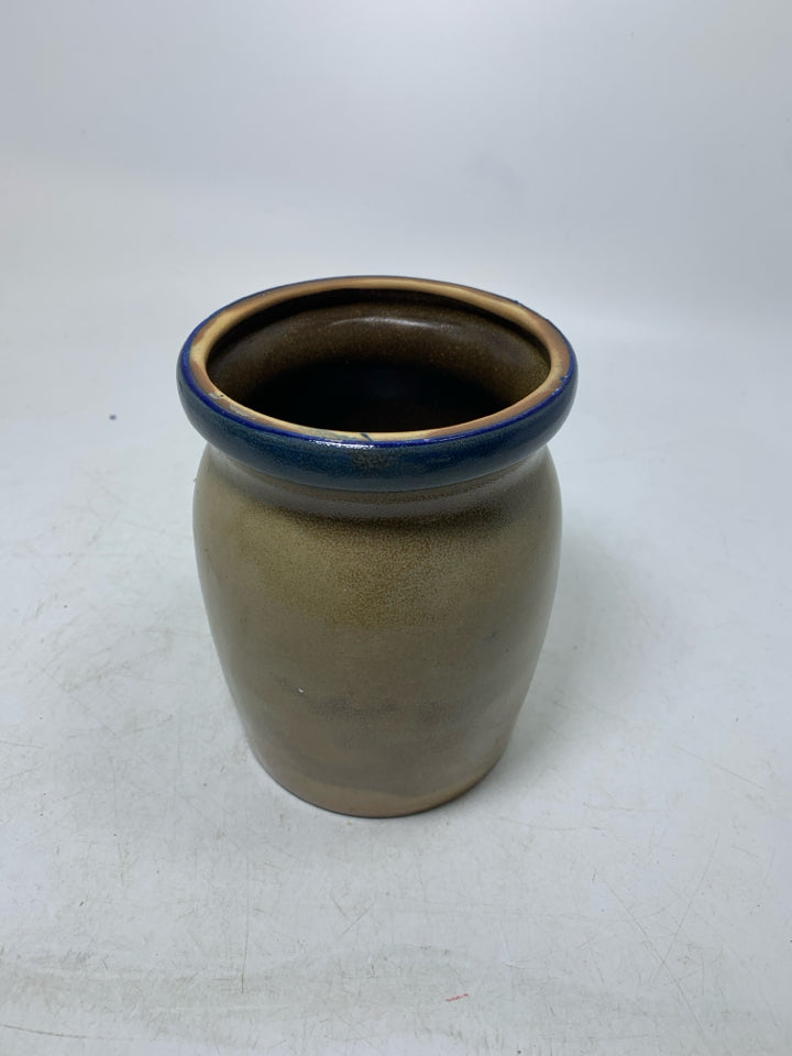 VTG COBALT BLUE FLOWER SALT GLAZE CROCK 1994.