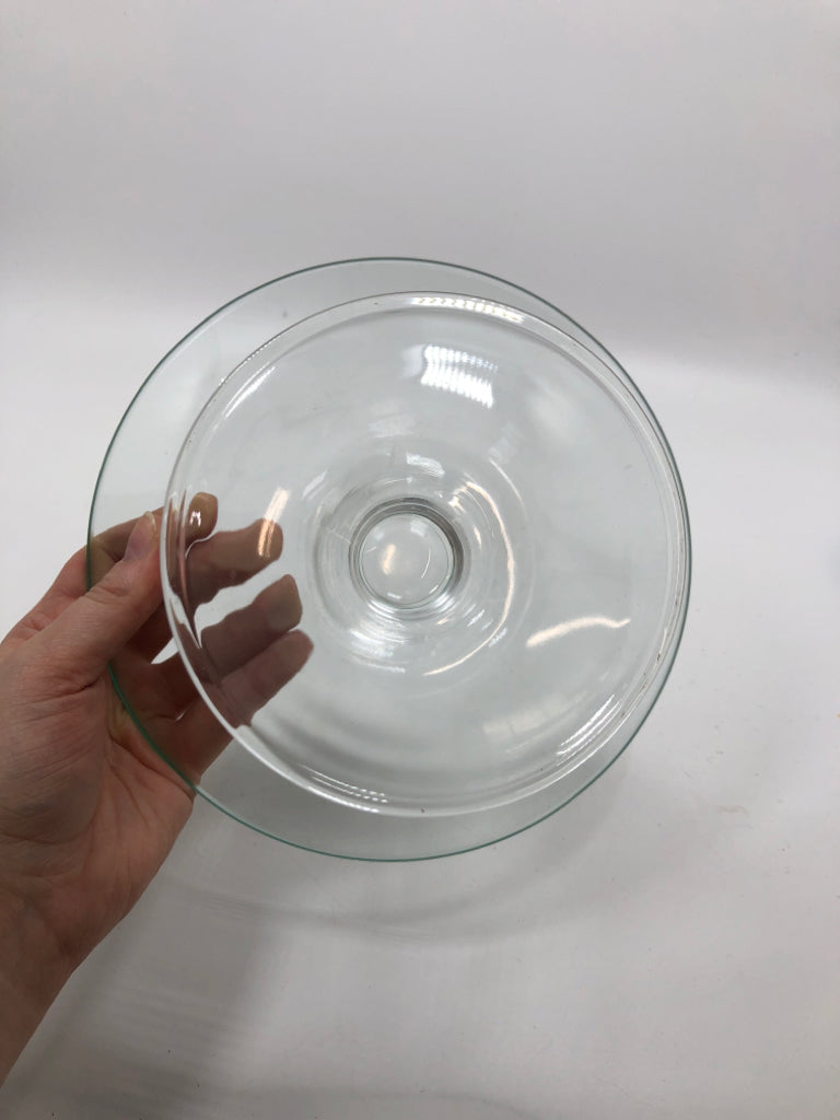 CLEAR GLASS DESSERT DOME W/PAINTED GRAPES.