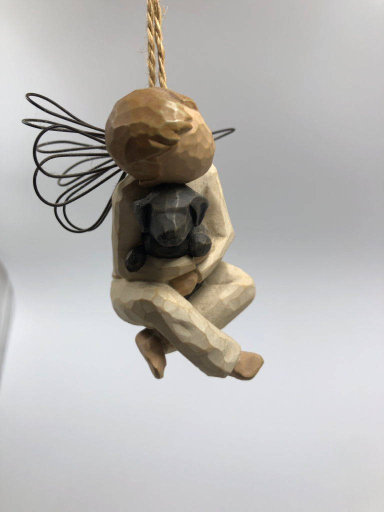 BOY W/DOG ORNAMENT .