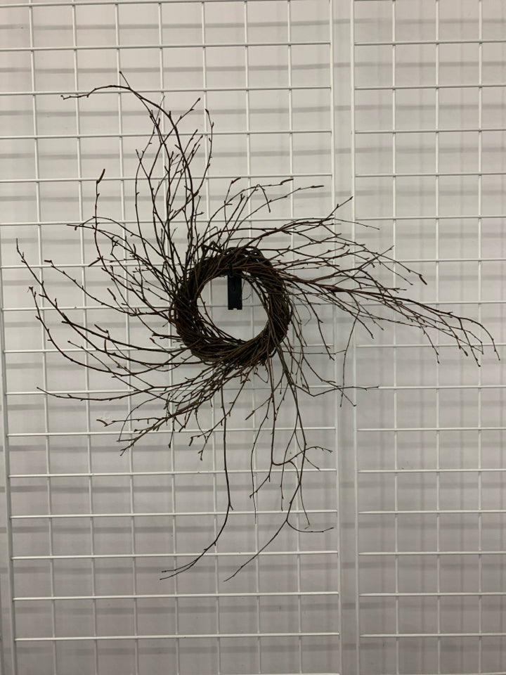 TWIG WREATH.