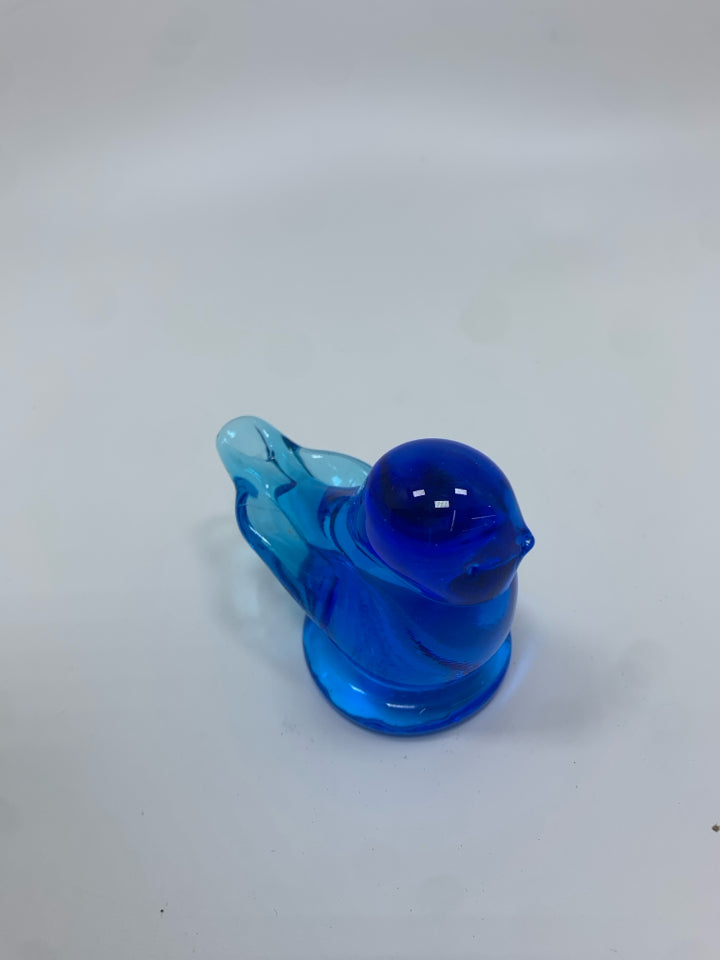 VTG GLASS BLUE BIRD FIGURINE.