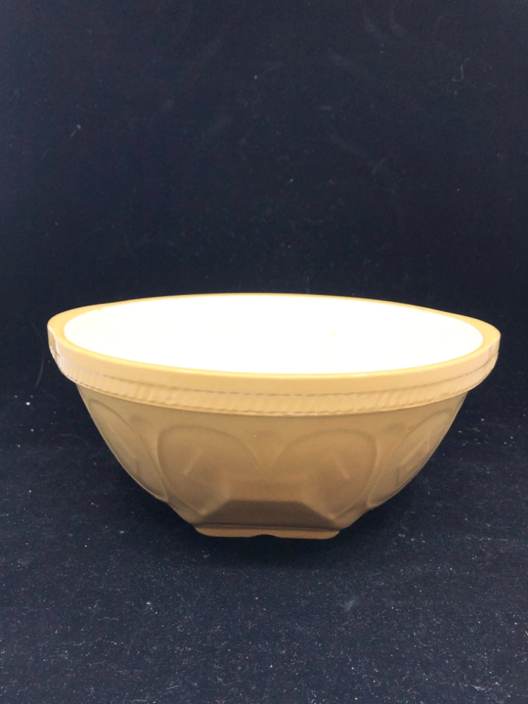 VTG SAND COLORED SERVING BOWL.