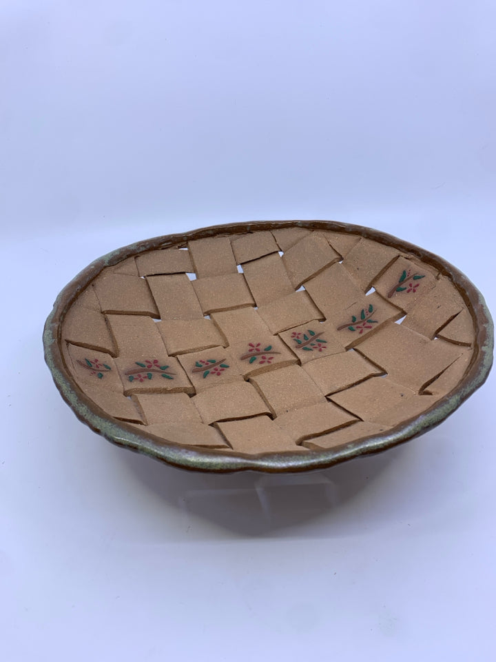 WOVEN POTTERY BASKET RED/GREEN/BROWN BRANCH BOWL.