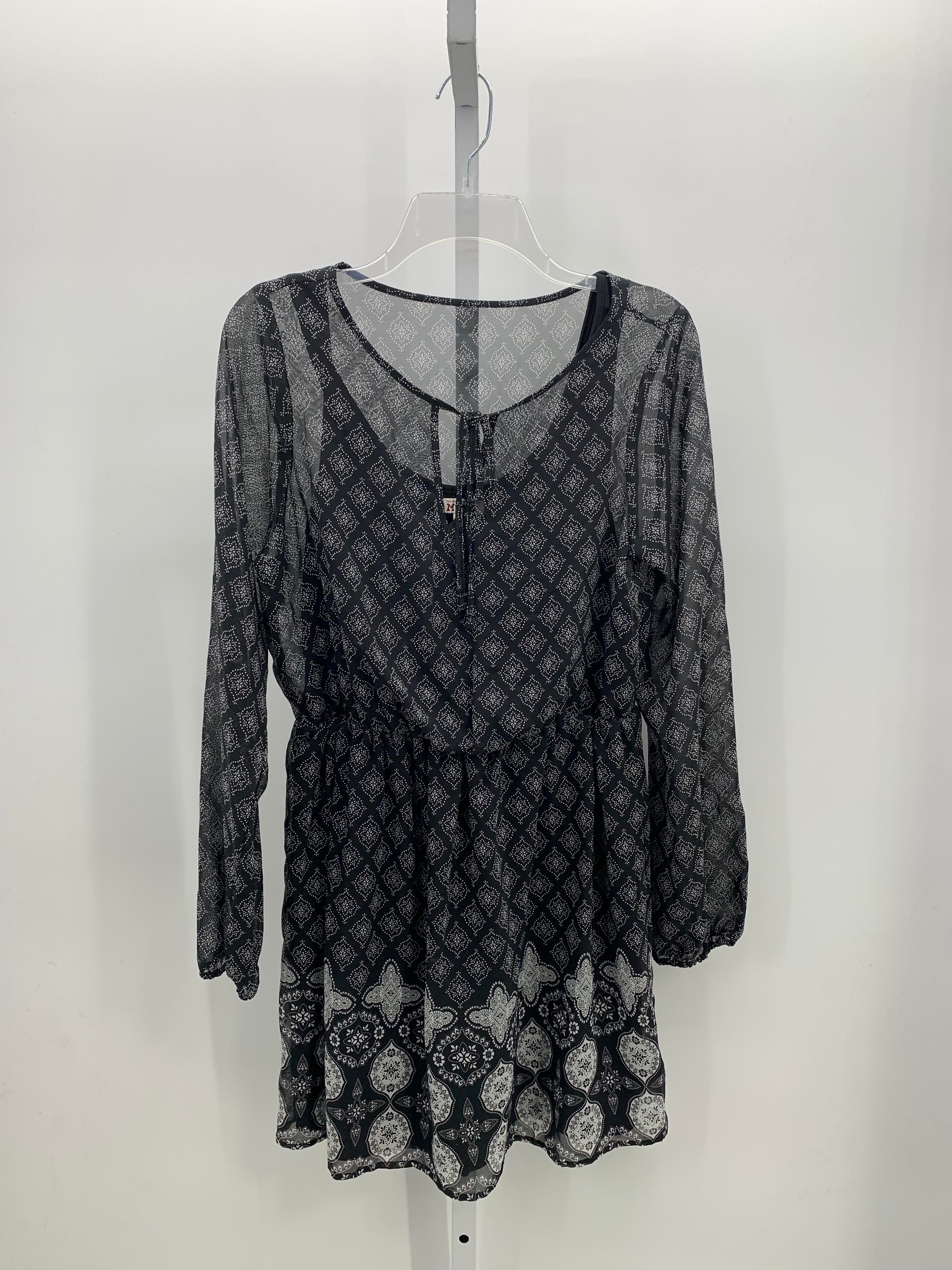 Mudd Size Large Juniors Long Sleeve Dress