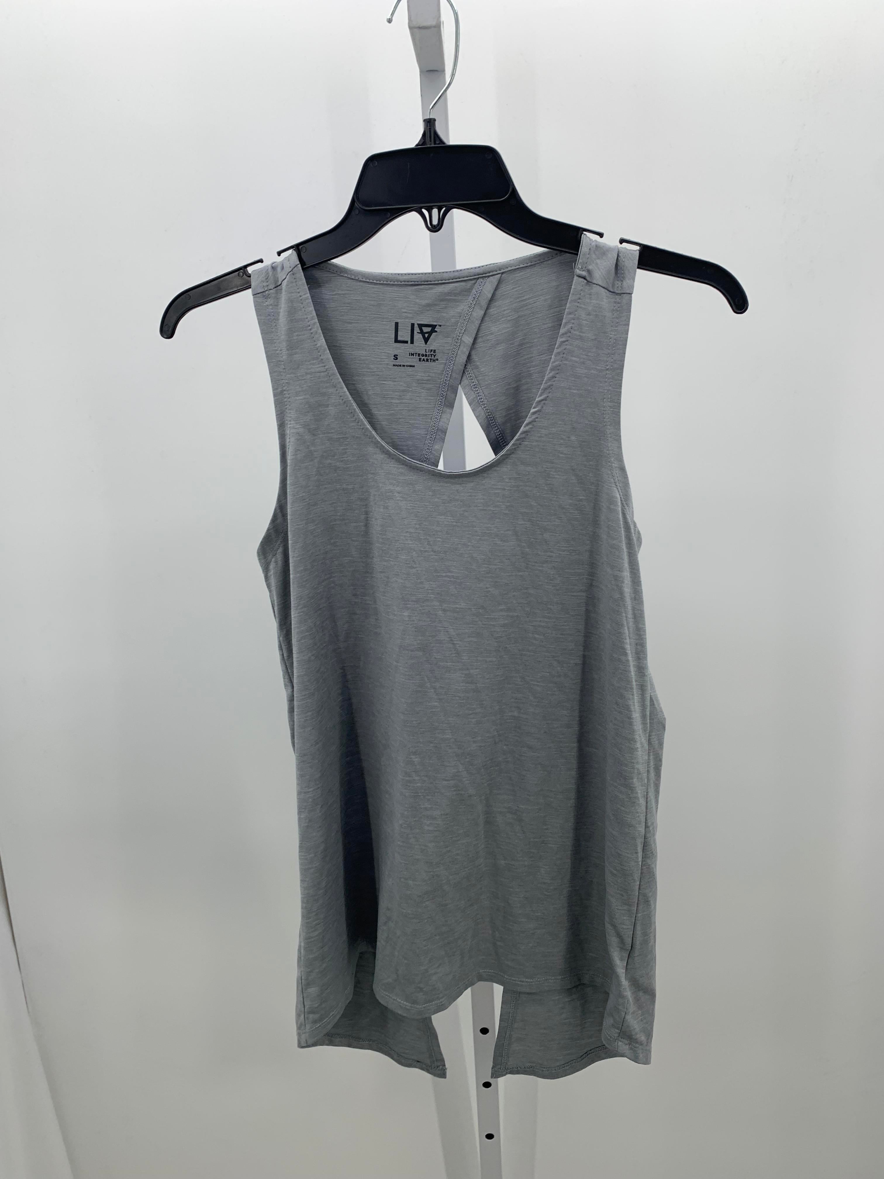 Size Small Misses Tank