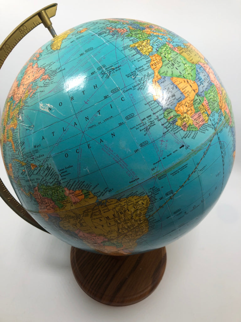 GLOBE ON WOOD PEDESTAL DESK DECOR.