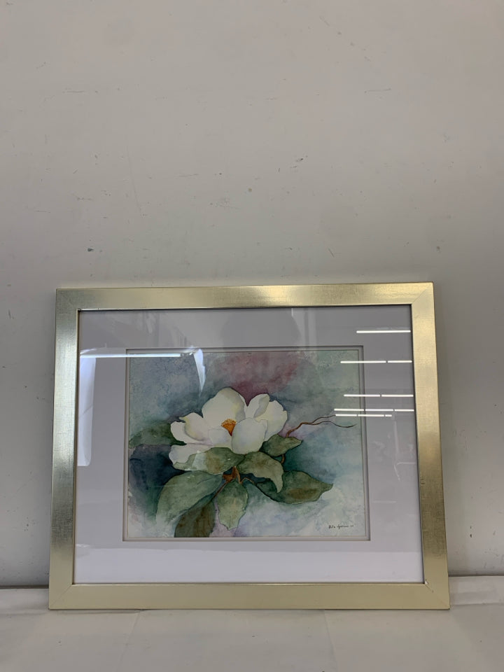 WHITE MAGNOLIA FLOWER WATER COLOR FRAMED PRINT.