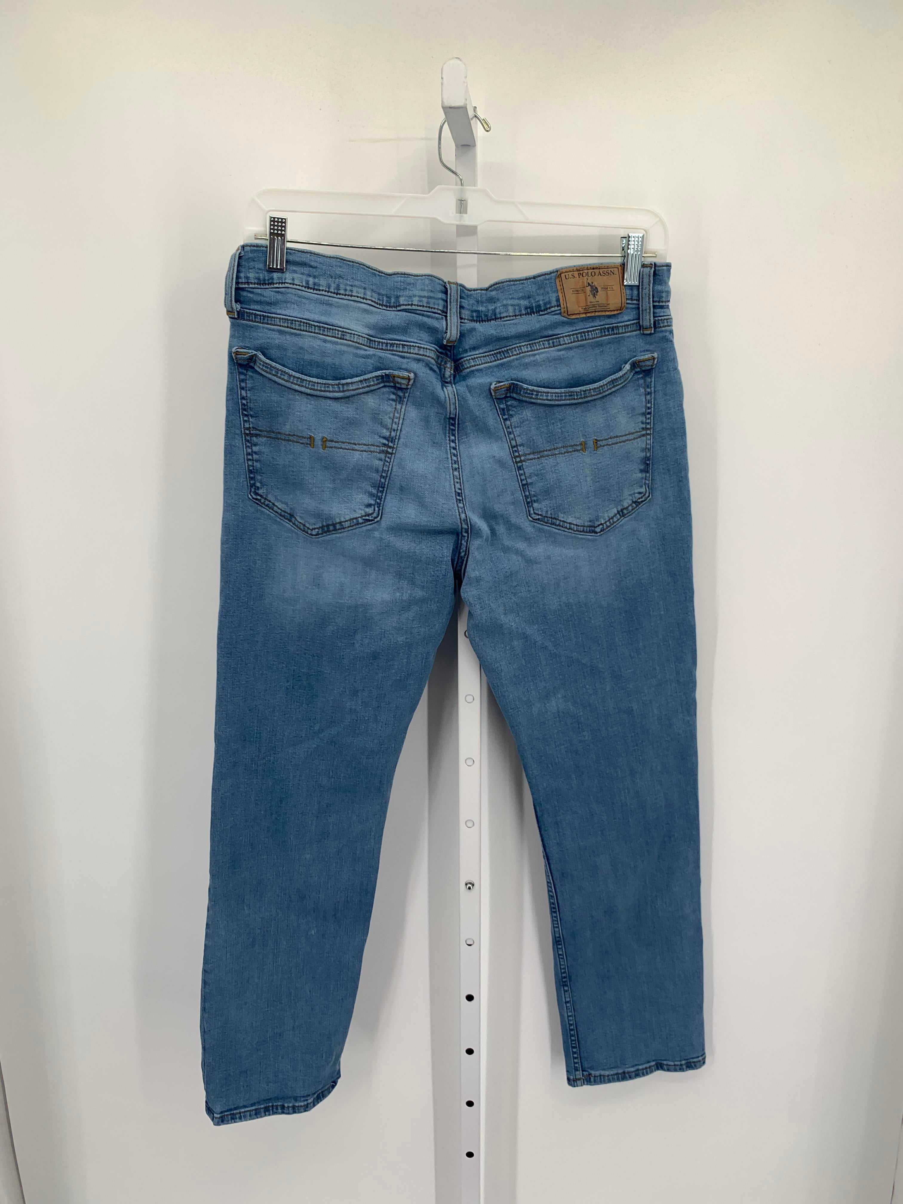 REGULAR FIT JEANS