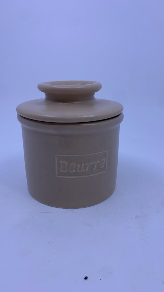 TAN CERAMIC BUTTER BELL.
